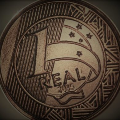 Close - Up of 1 Real coin.